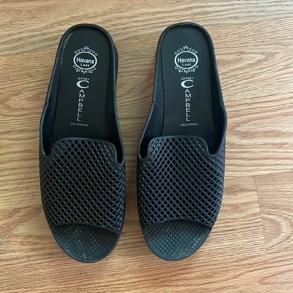 Jeffrey Cambell x Havana sandals